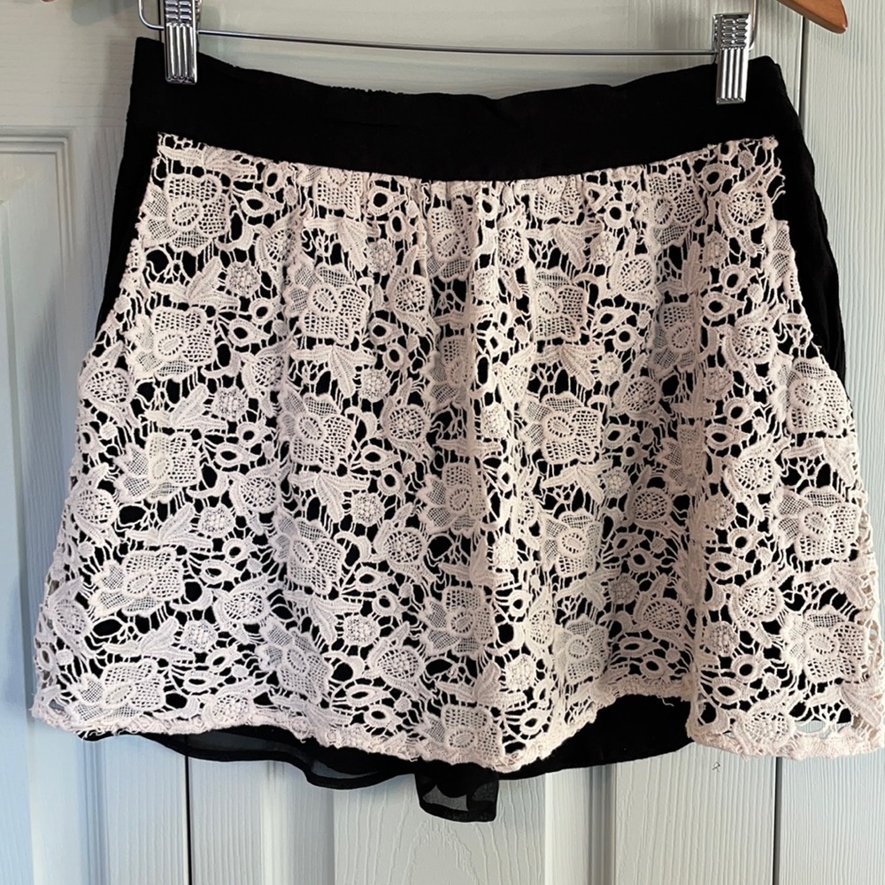 Black and cream mini skirt